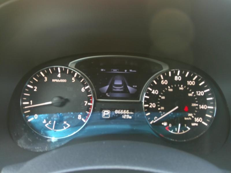 Nissan Pathfinder SL 4WD 2015