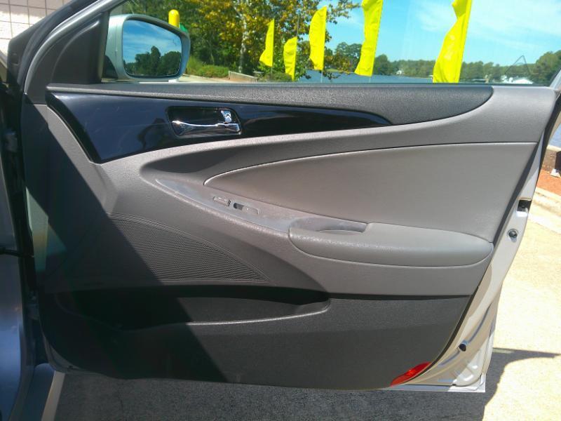 Hyundai Sonata SE 2.0L TGDI 2014