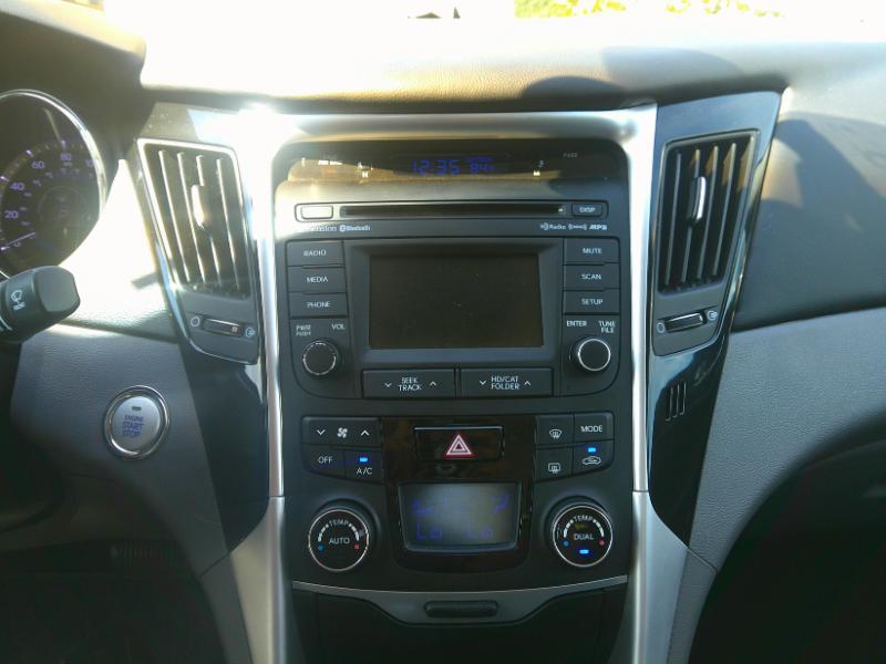 Hyundai Sonata SE 2.0L TGDI 2014