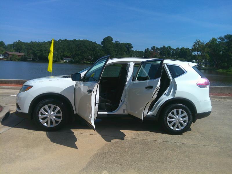 Nissan Rogue S 2WD 2016