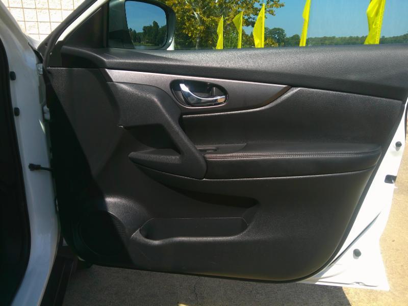 Nissan Rogue S 2WD 2016