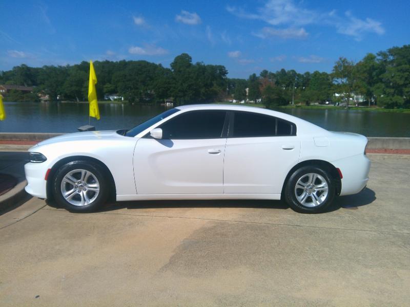 Dodge Charger SE 2015