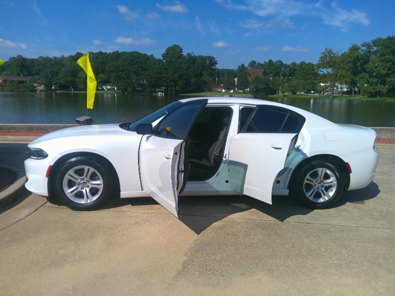 Dodge Charger SE 2015