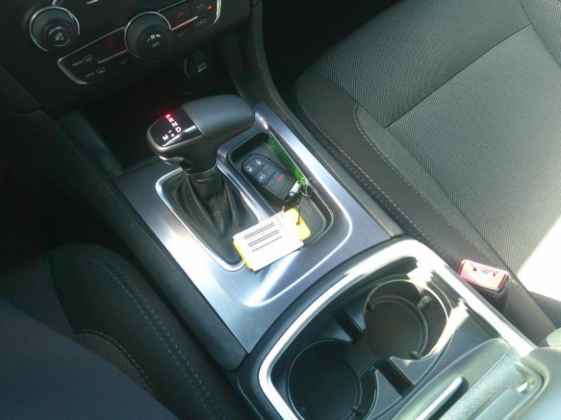 Dodge Charger SE 2015