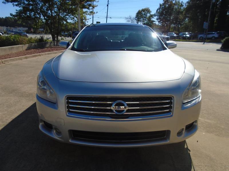2010 Nissan Maxima SV