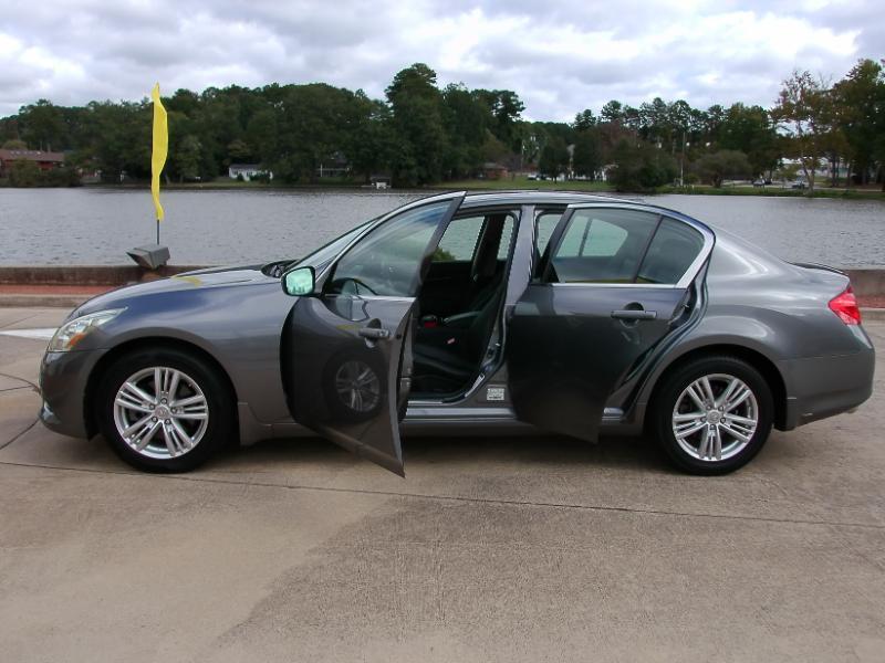 Infiniti G Sedan 37x AWD 2012