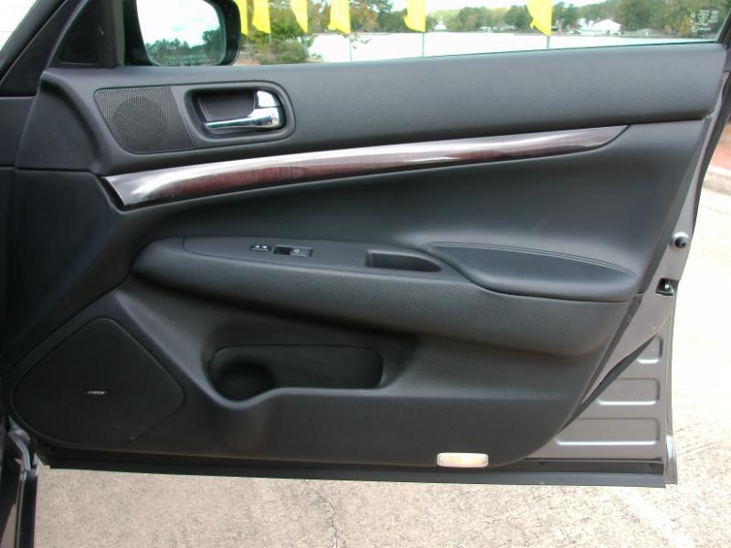 Infiniti G Sedan 37x AWD 2012