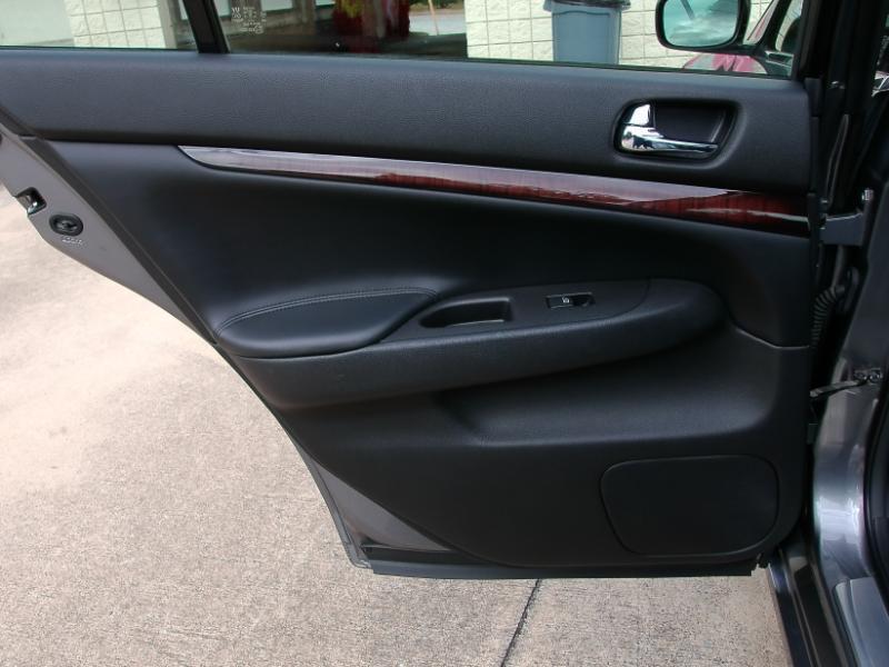 Infiniti G Sedan 37x AWD 2012