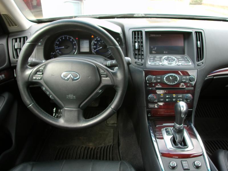 Infiniti G Sedan 37x AWD 2012