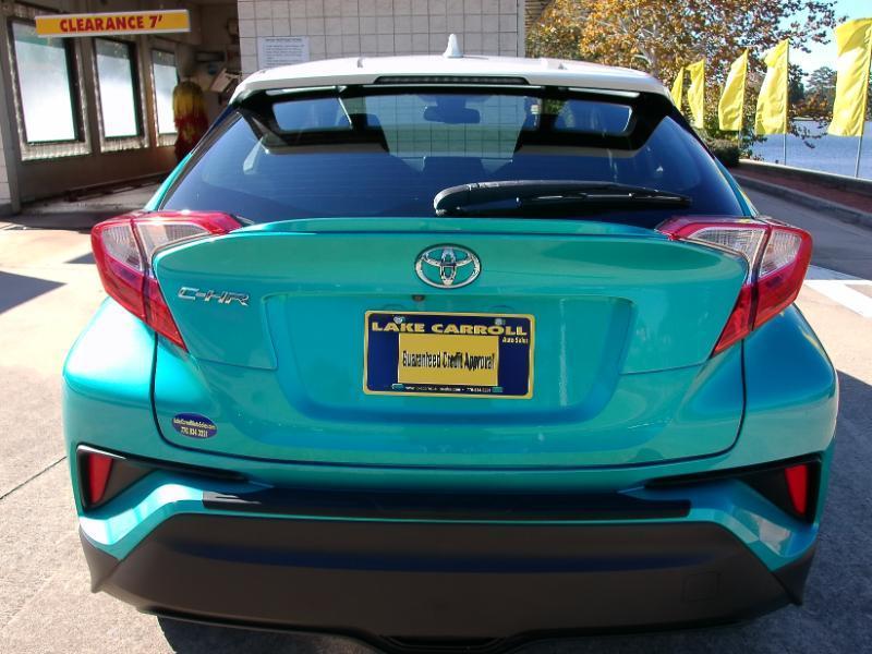 Toyota C-HR XLE 2018