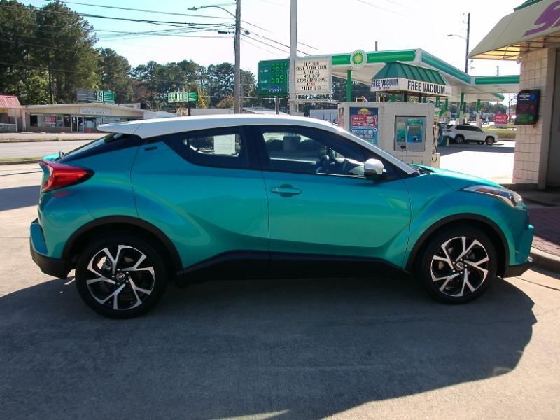 Toyota C-HR XLE 2018