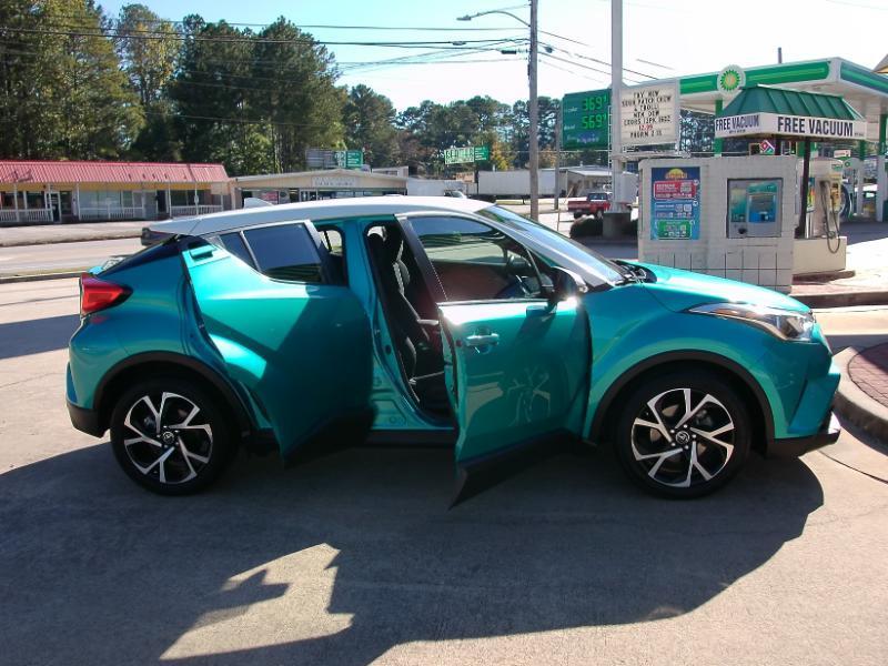 Toyota C-HR XLE 2018