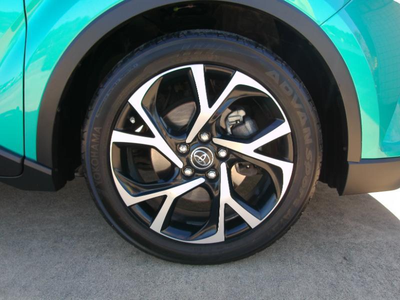 Toyota C-HR XLE 2018