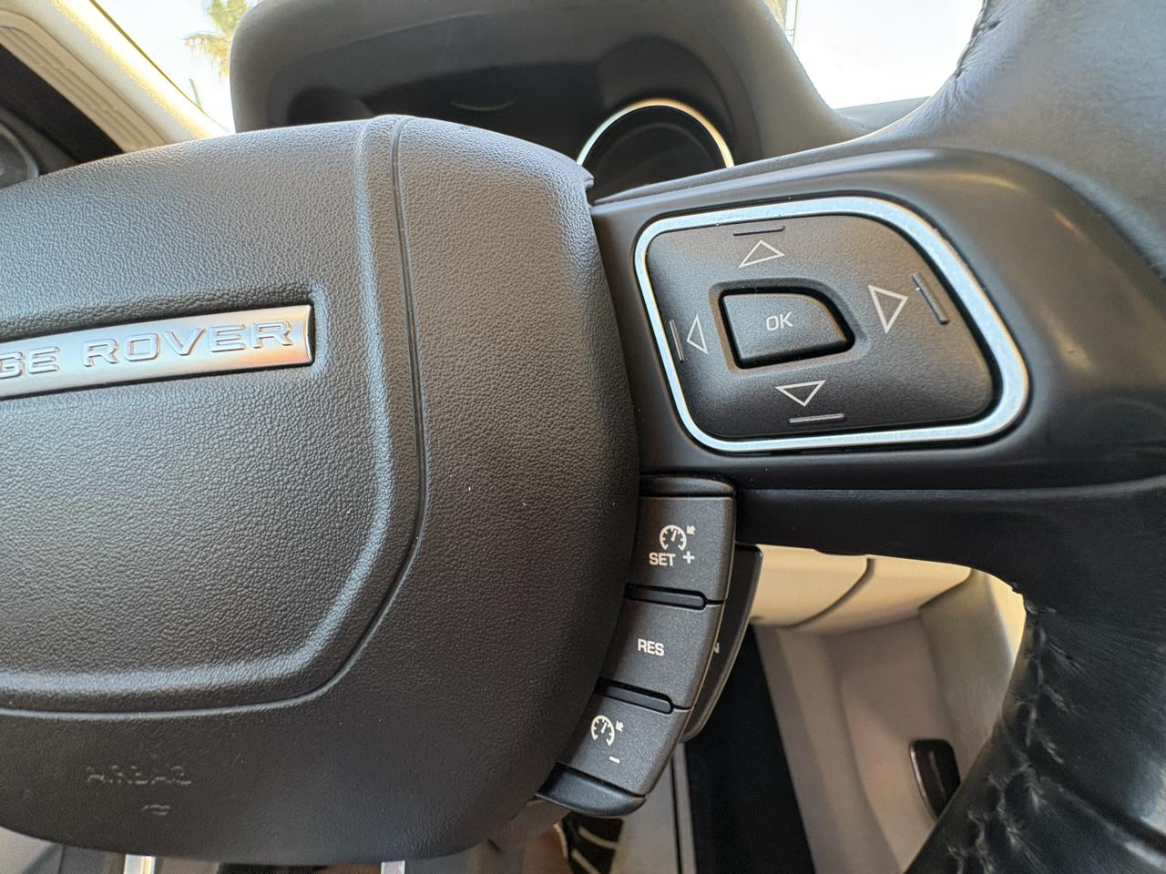 Land Rover Range Rover Evoque 5dr HB Pure Plus 2013