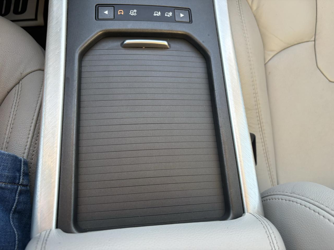 Land Rover Range Rover Evoque 5dr HB Pure Plus 2013