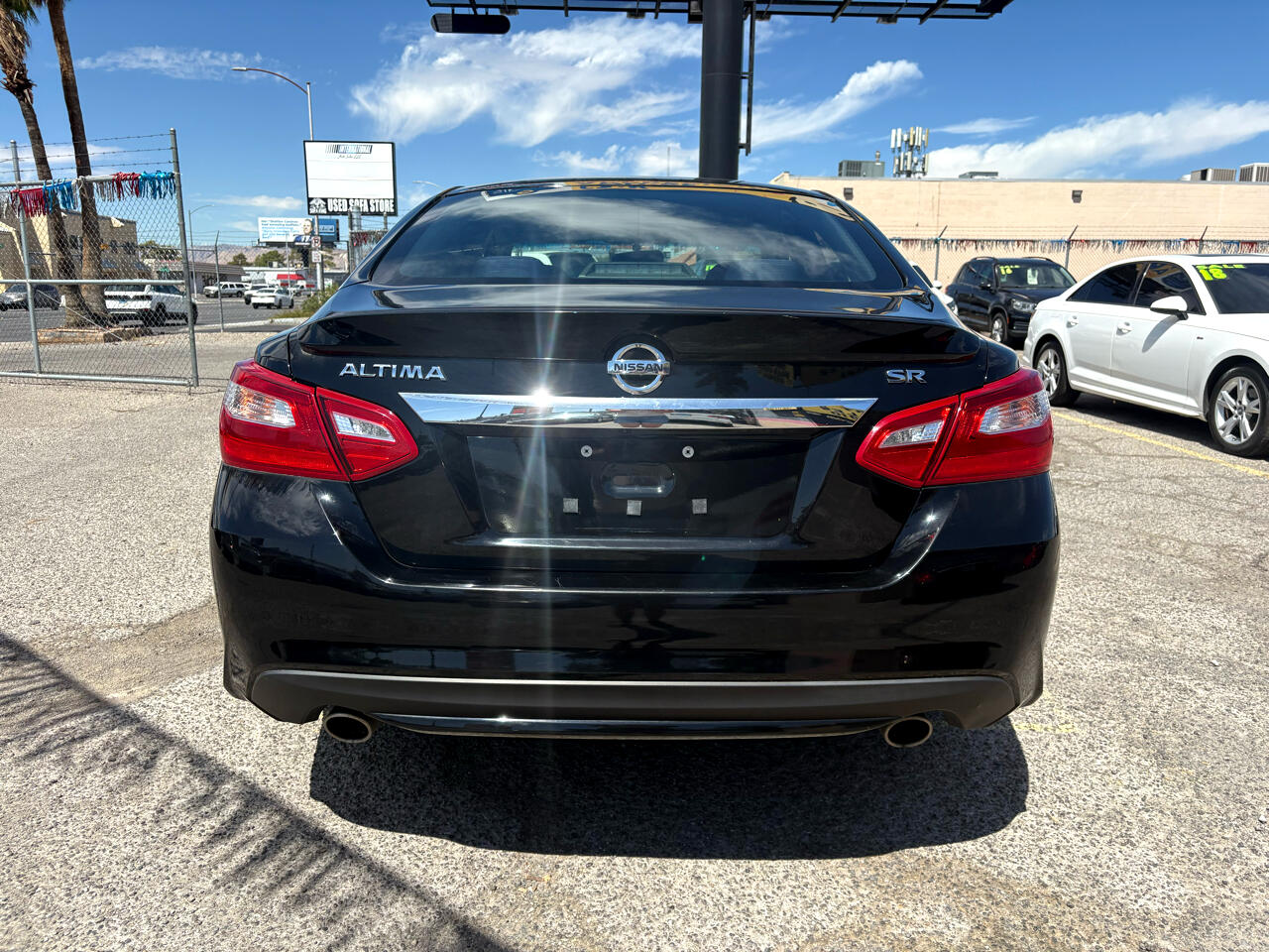 Nissan Altima 4dr Sdn I4 2.5 SR 2016 Nissan Altima 4dr Sdn I4 2.5 SR 2016