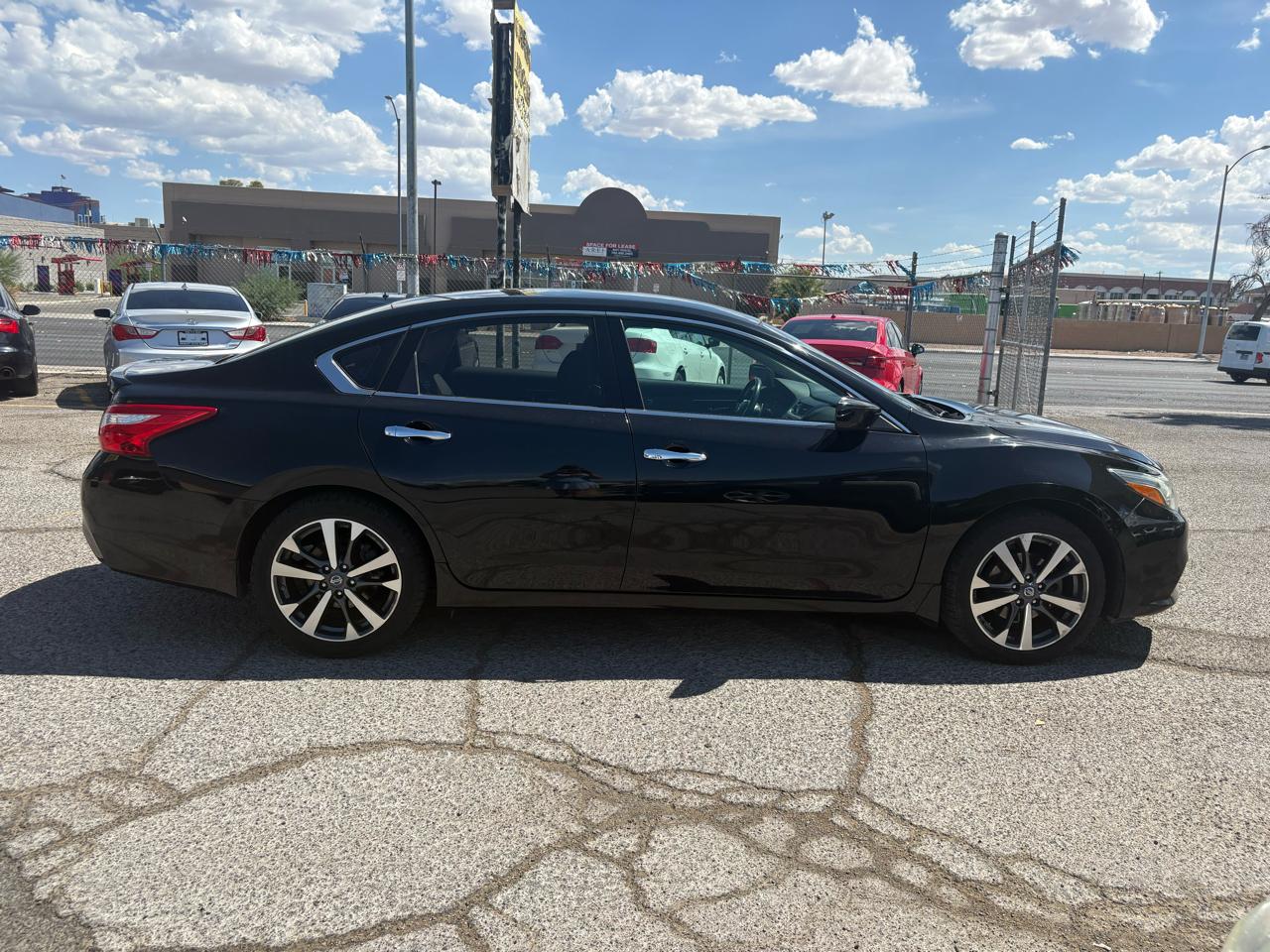 Nissan Altima 4dr Sdn I4 2.5 SR 2016
