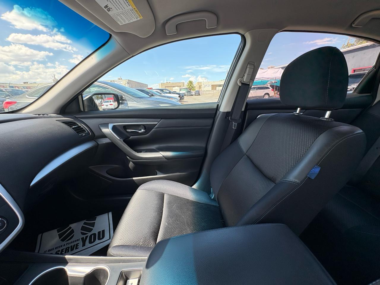 Nissan Altima 4dr Sdn I4 2.5 SR 2016