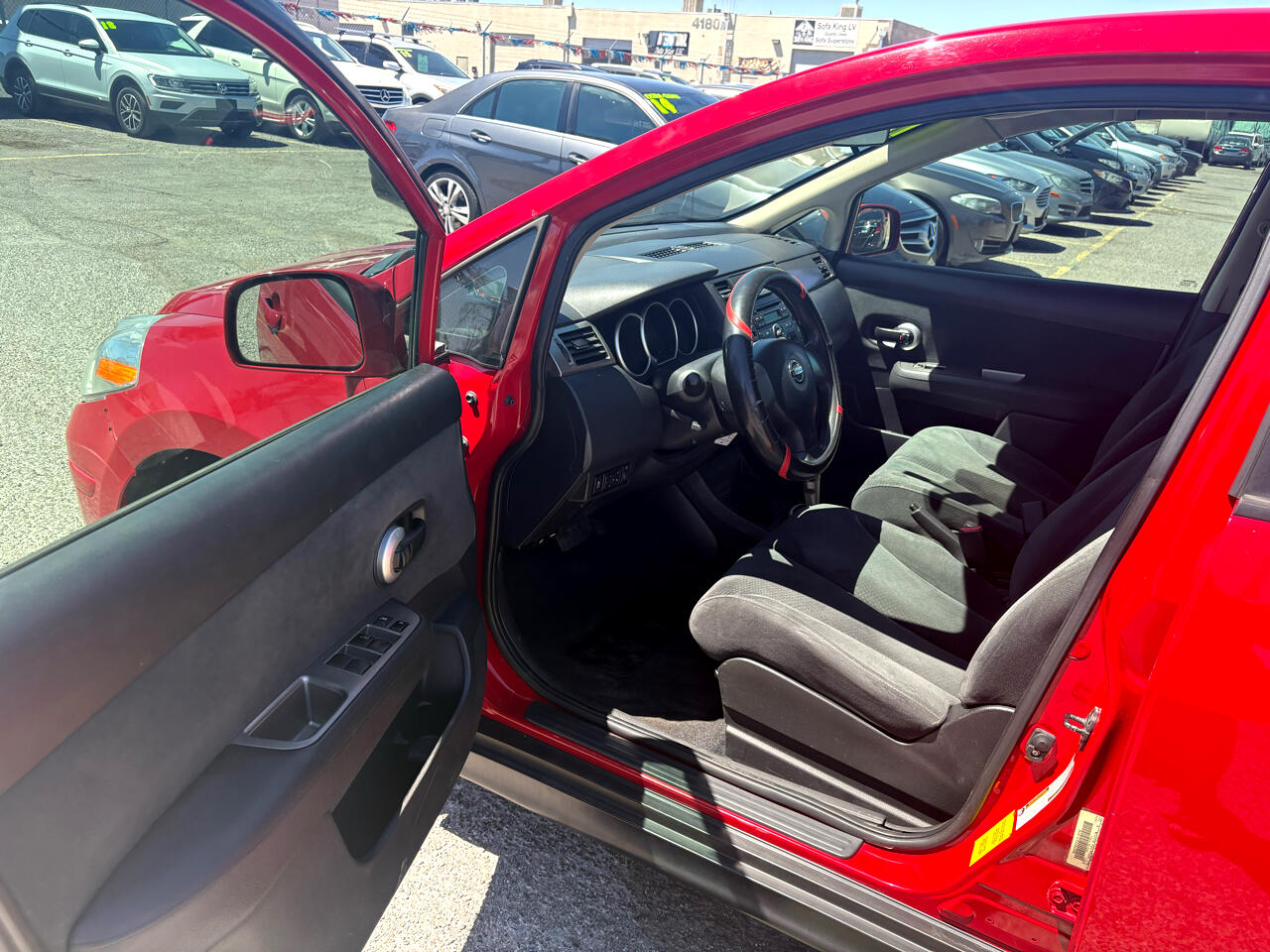 2012 Nissan Versa 1.8 S photo 20