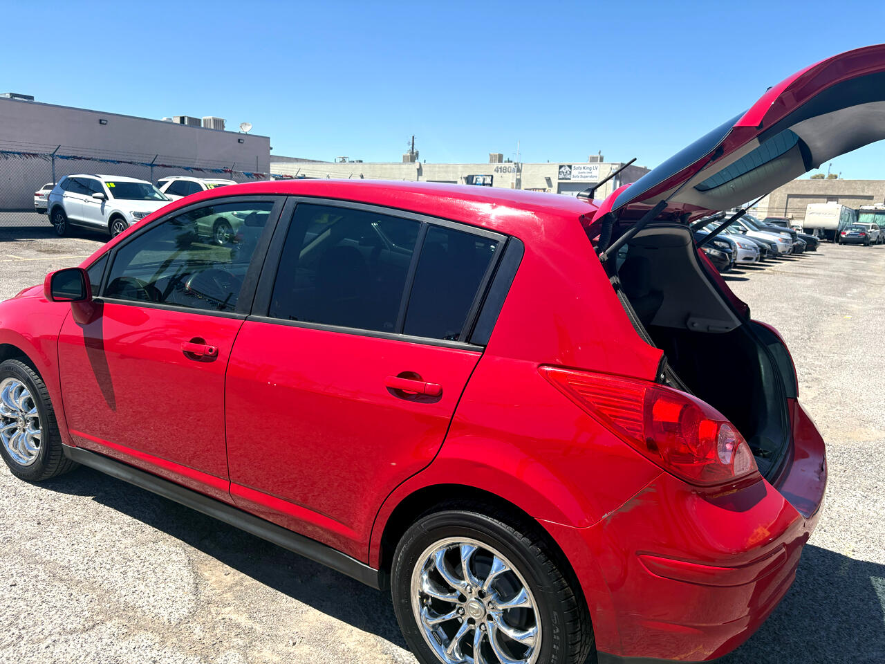 2012 Nissan Versa 1.8 S photo 33