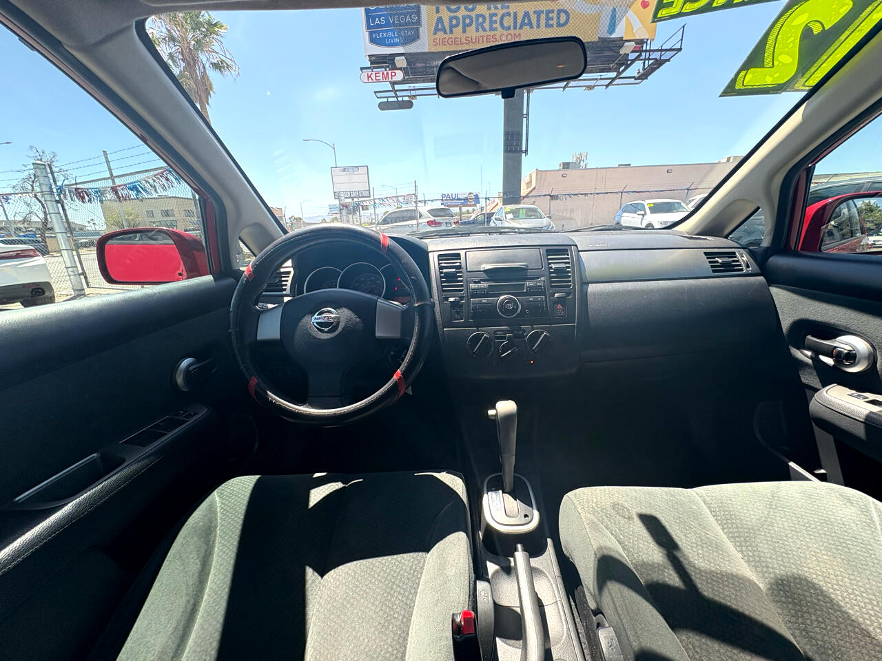 2012 Nissan Versa 1.8 S photo 36