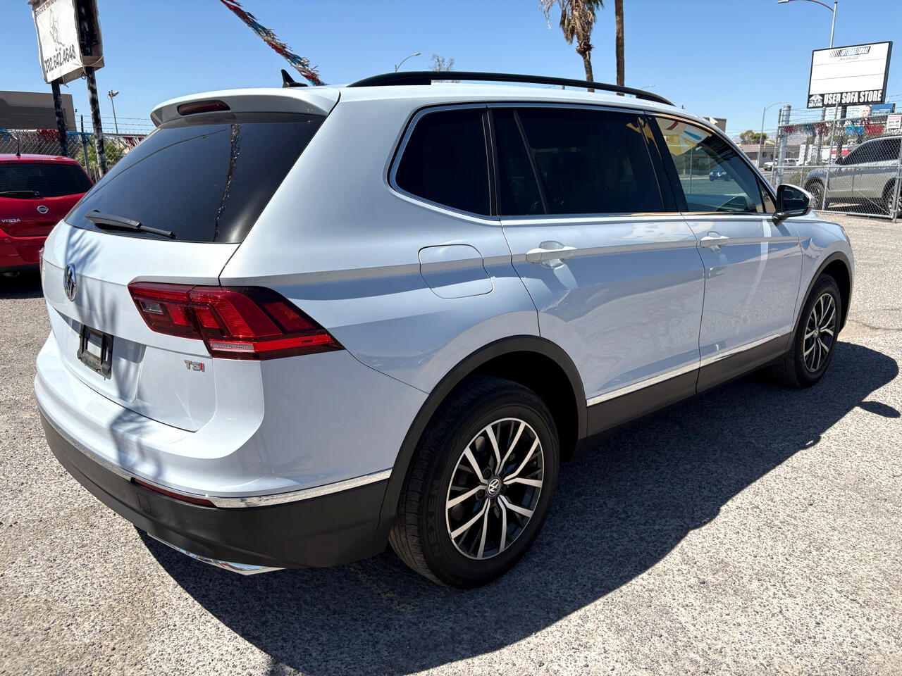 Volkswagen Tiguan 2.0T SEL FWD 2018 Volkswagen Tiguan 2.0T SEL FWD 2018