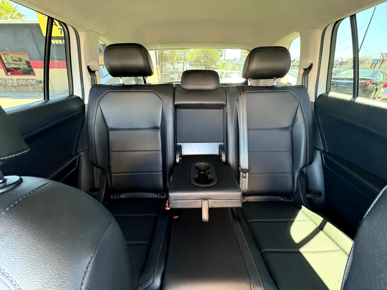 Volkswagen Tiguan 2.0T SEL FWD 2018 Volkswagen Tiguan 2.0T SEL FWD 2018