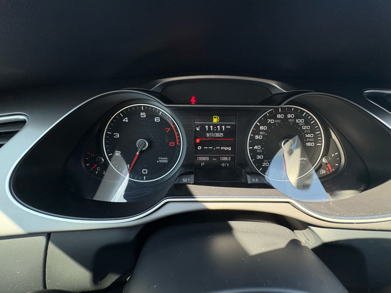 Audi A4 4dr Sdn CVT FrontTrak 2.0T Premium Plus 2014 Audi A4 4dr Sdn CVT FrontTrak 2.0T Premium Plus 2014