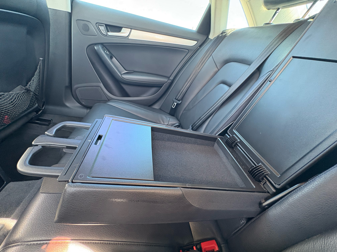 Audi A4 4dr Sdn CVT FrontTrak 2.0T Premium Plus 2014 Audi A4 4dr Sdn CVT FrontTrak 2.0T Premium Plus 2014