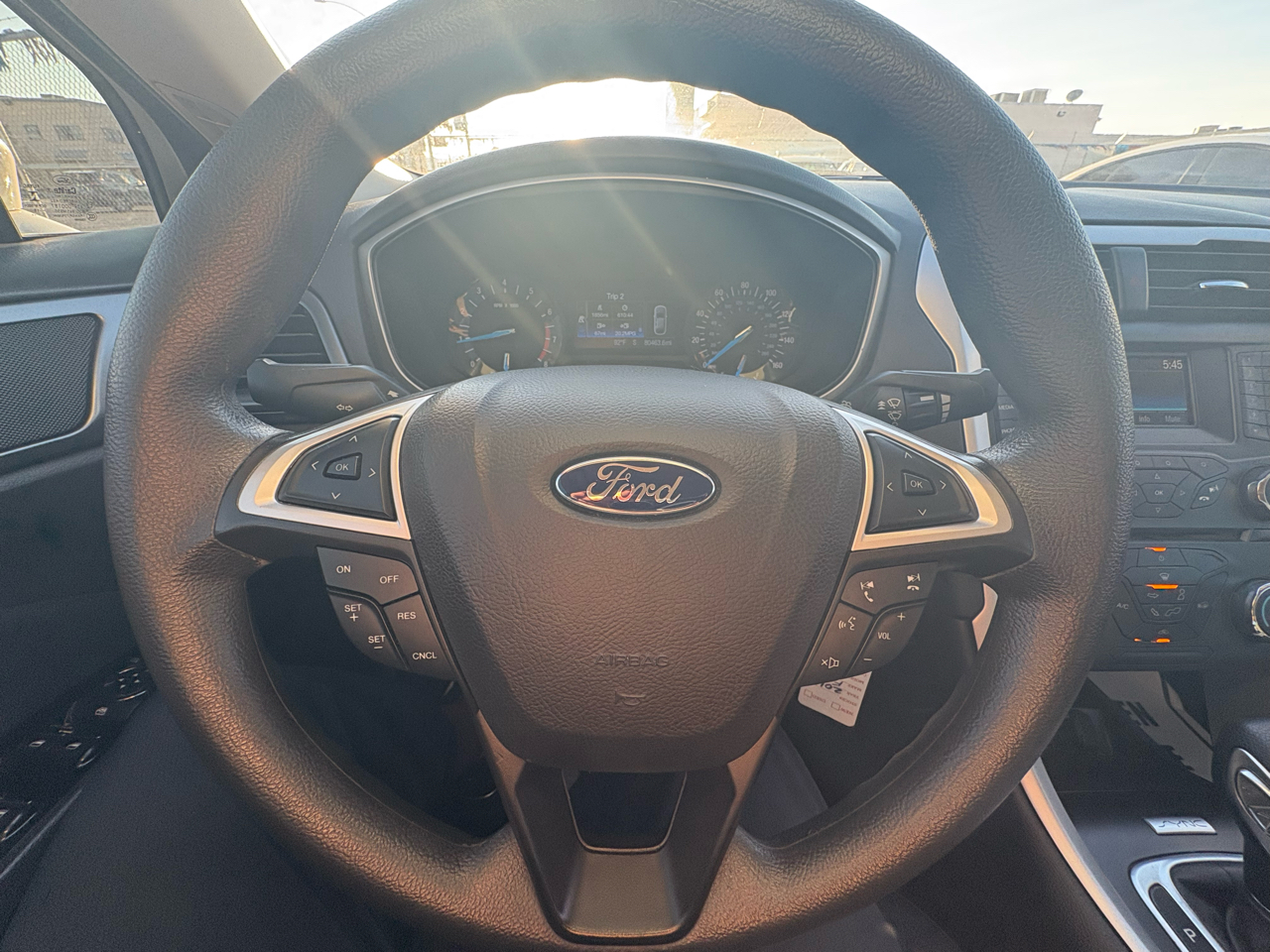 Ford Fusion 4dr Sdn SE FWD 2016 Ford Fusion 4dr Sdn SE FWD 2016