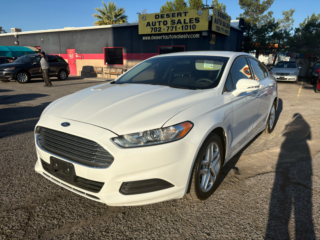 Ford Fusion 4dr Sdn SE FWD 2016 Ford Fusion 4dr Sdn SE FWD 2016
