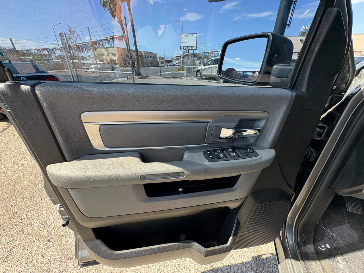 2013 Ram 1500 Big Horn photo 10