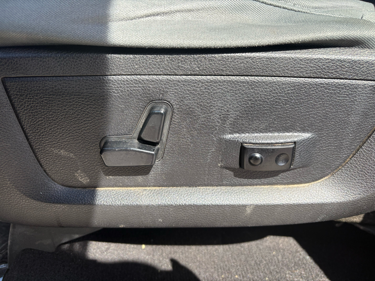 RAM 1500 4WD Quad Cab 140.5" Big Horn 2013 RAM 1500 4WD Quad Cab 140.5" Big Horn 2013