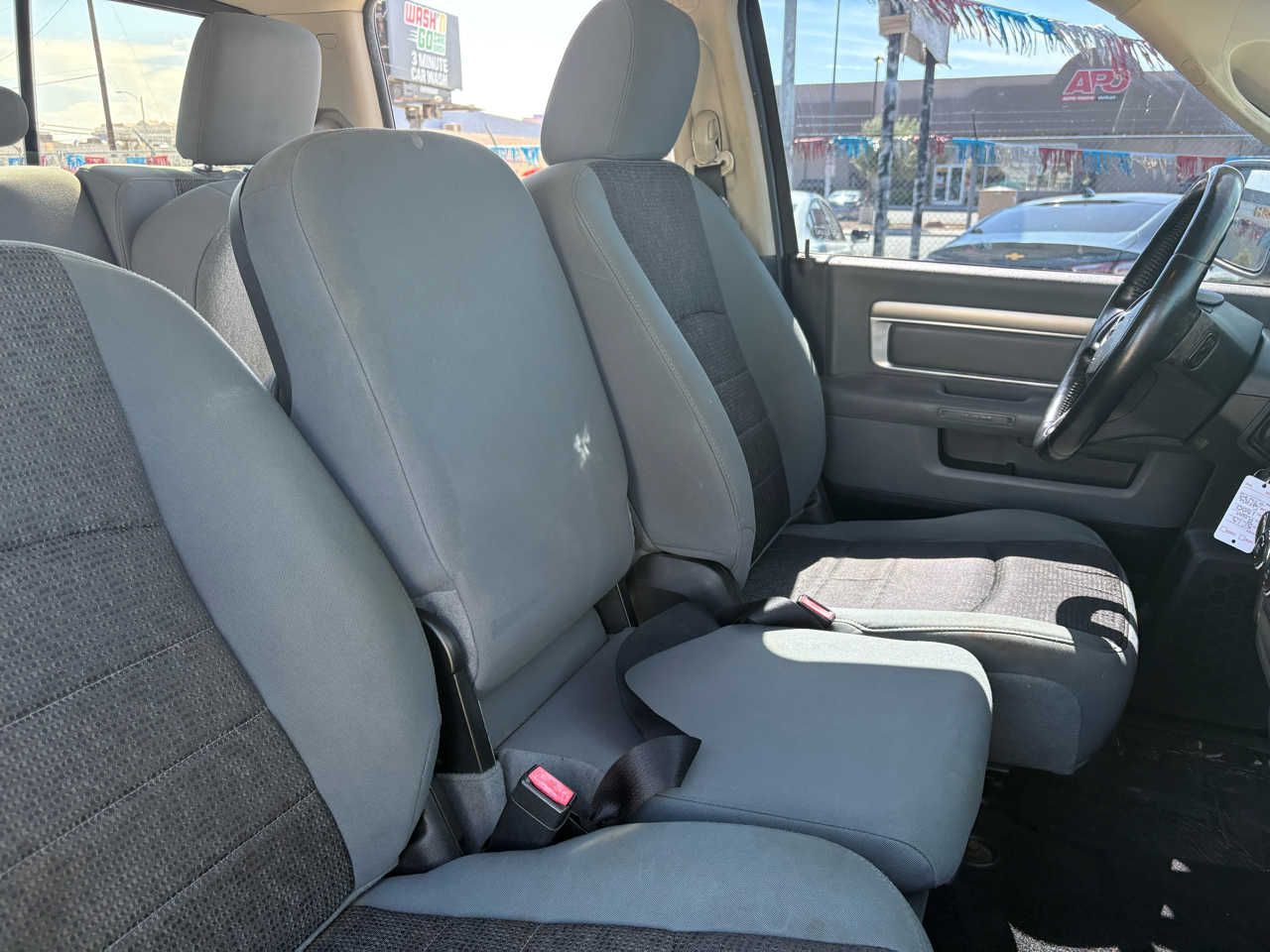 2013 Ram 1500 Big Horn photo 29