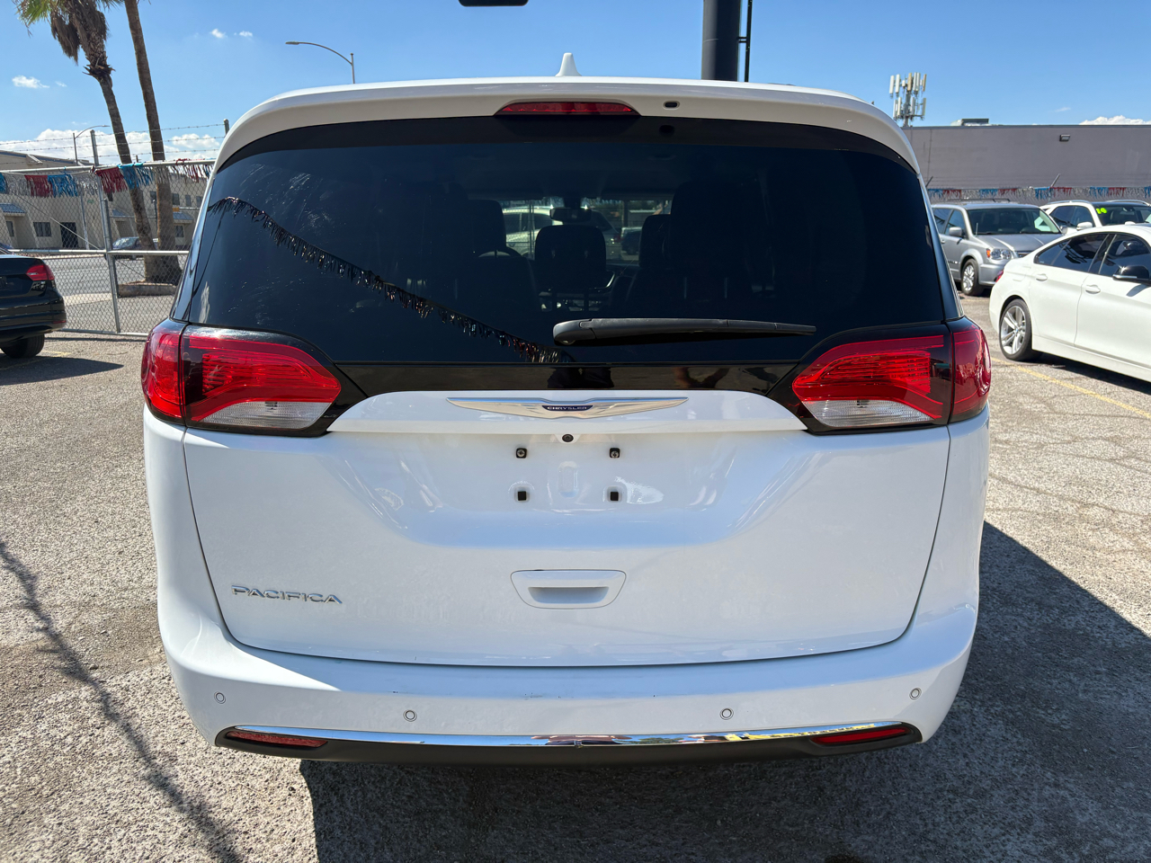 2019 Chrysler Pacifica Touring L photo 4