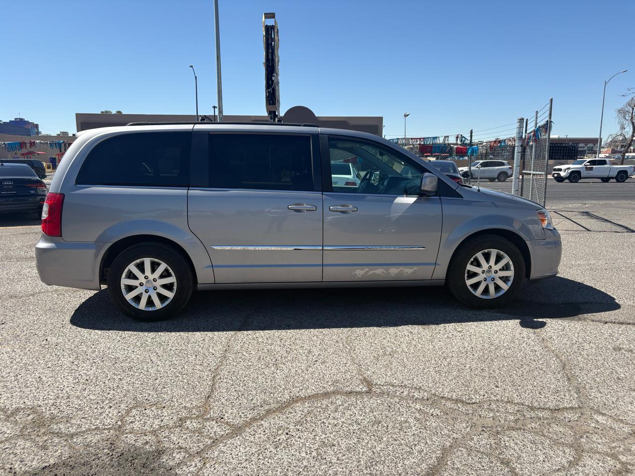 Chrysler Town & Country 4dr Wgn Touring 2015
