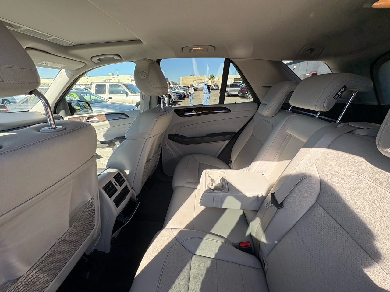 Mercedes-Benz M-Class RWD 4dr ML 350 2015 Mercedes-Benz M-Class RWD 4dr ML 350 2015