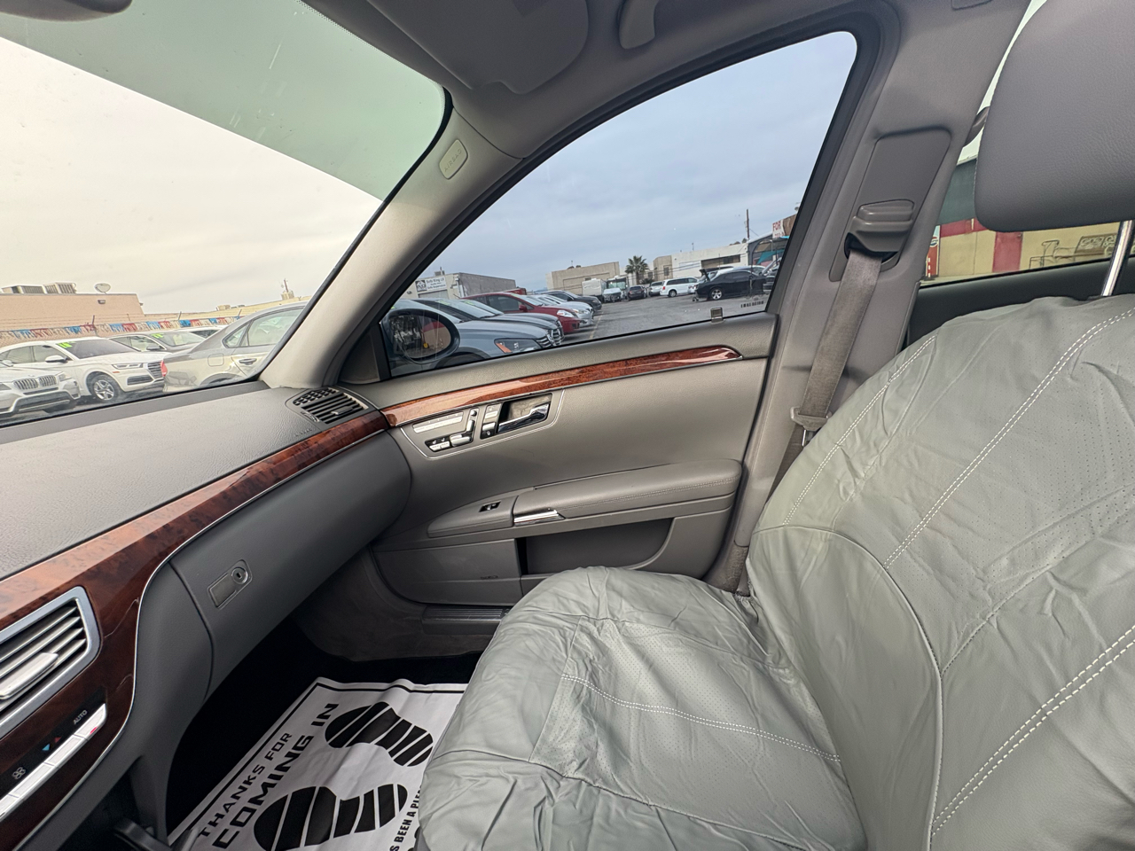 Mercedes-Benz S-Class 4dr Sdn 5.5L V8 RWD 2009