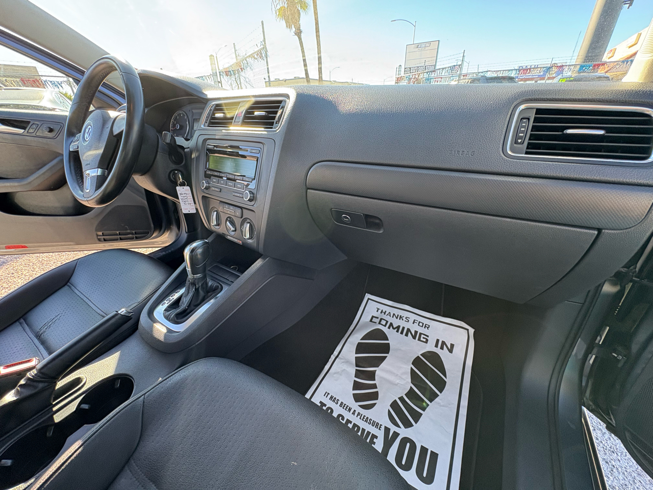 Volkswagen Passat Sedan 4dr DSG Komfort FWD PZEV 2010