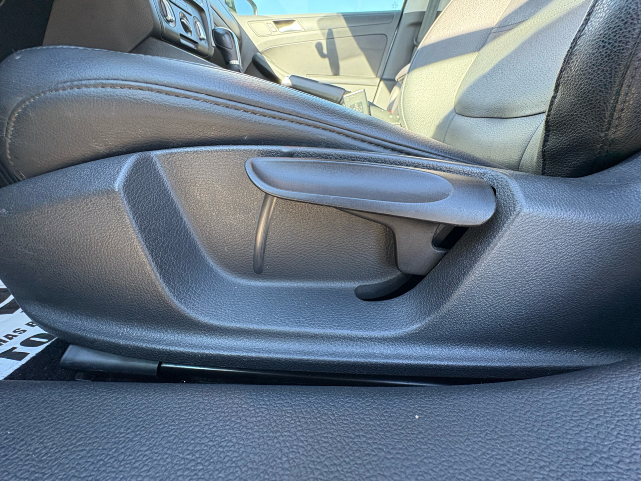 Volkswagen Jetta Sedan 4dr Auto S PZEV 2012