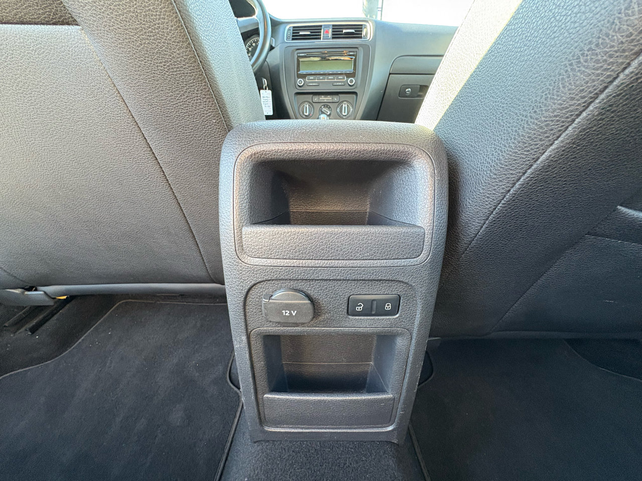 Volkswagen Jetta Sedan 4dr Auto S PZEV 2012