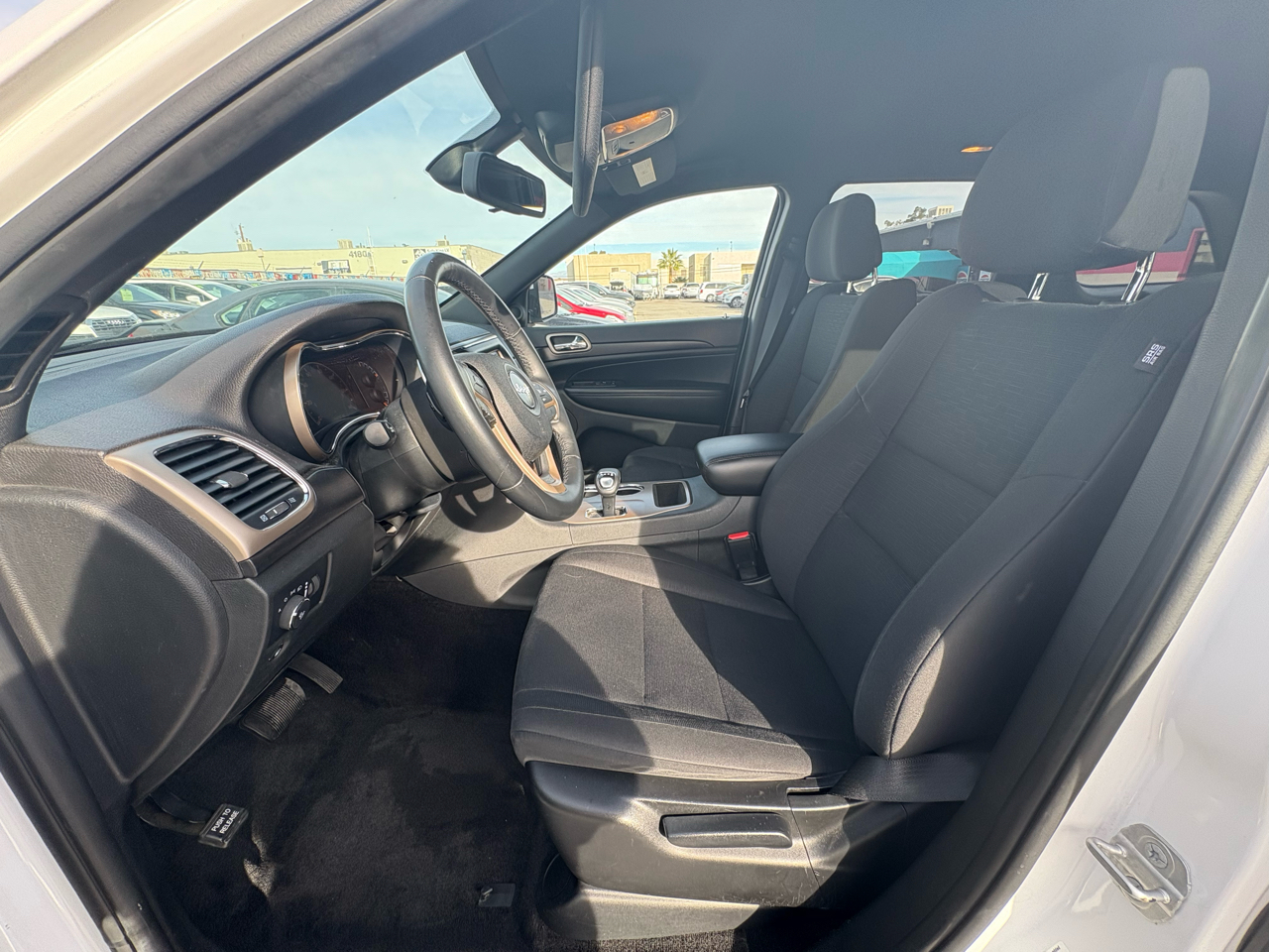 Jeep Grand Cherokee RWD 4dr Laredo 2014