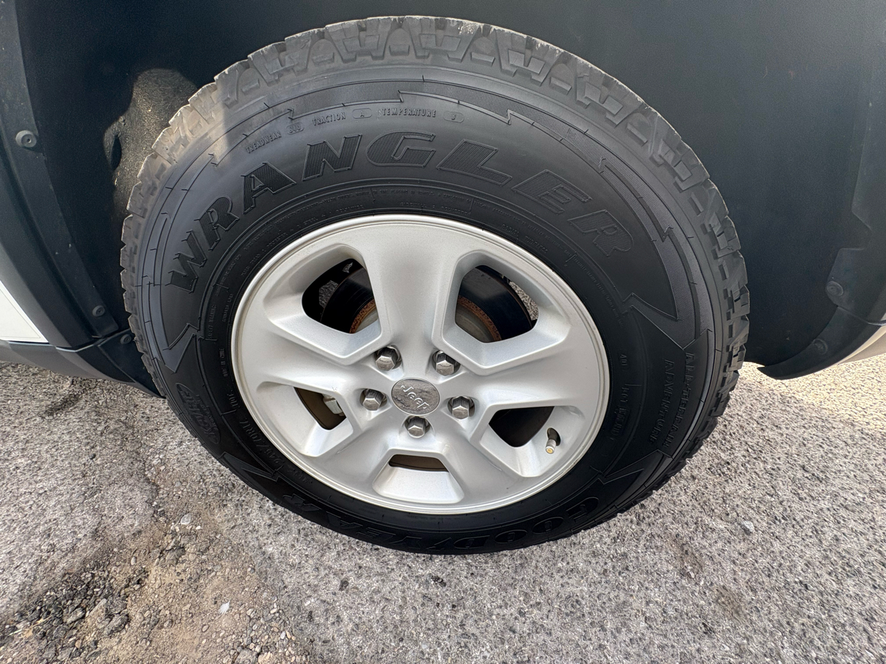 Jeep Grand Cherokee RWD 4dr Laredo 2014