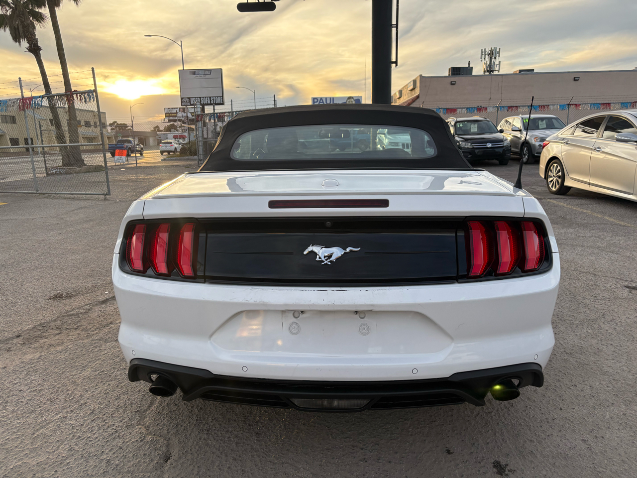 Ford Mustang EcoBoost Convertible 2020