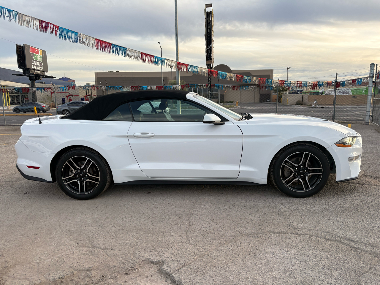 Ford Mustang EcoBoost Convertible 2020