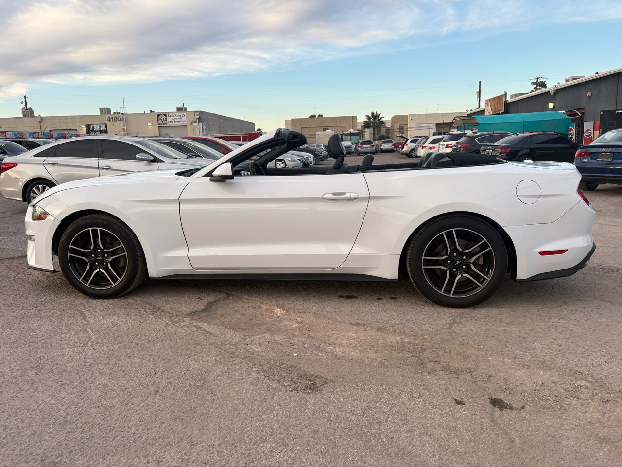 Ford Mustang EcoBoost Convertible 2020