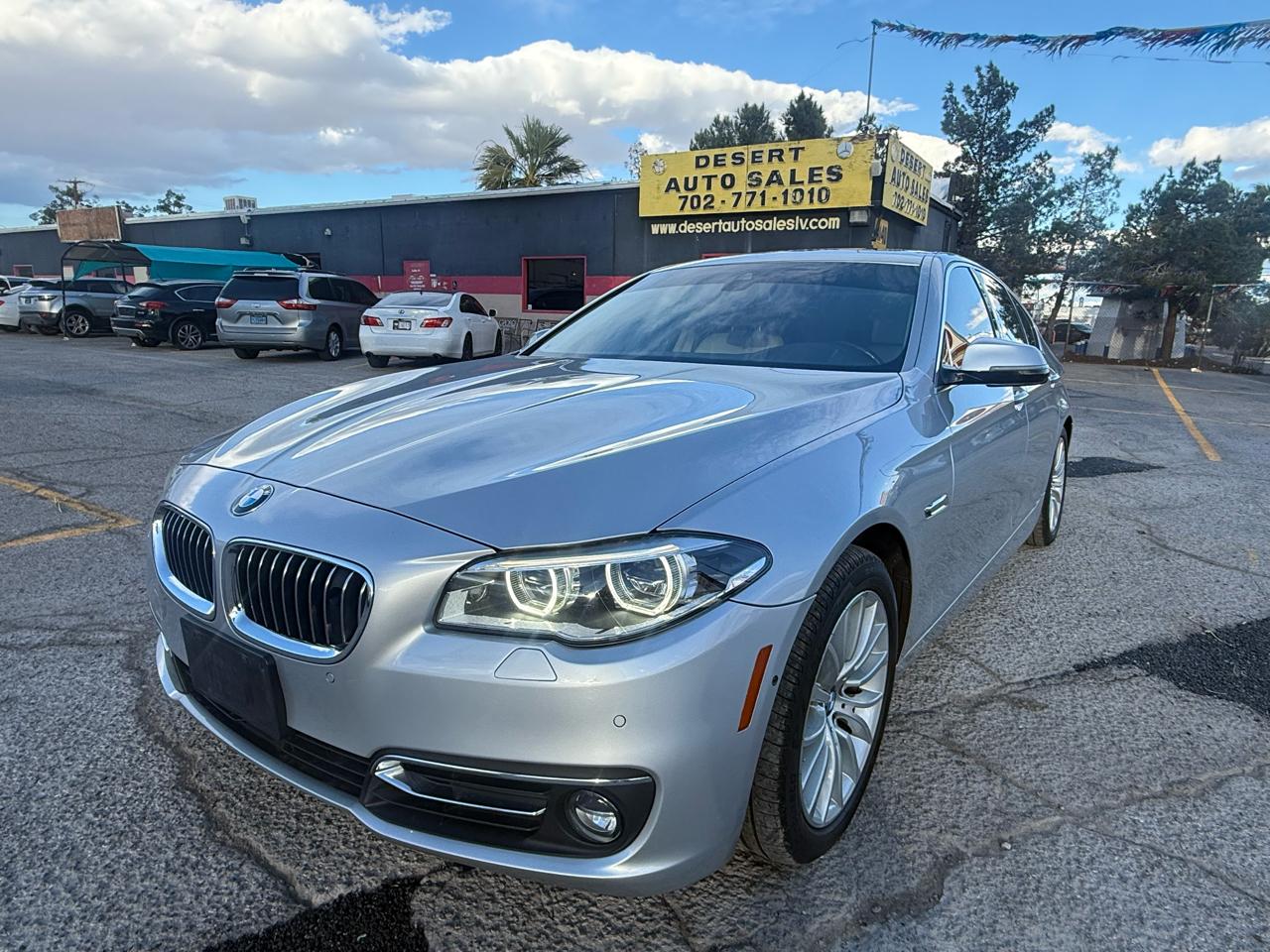 BMW 5 Series 4dr Sdn 528i RWD 2016
