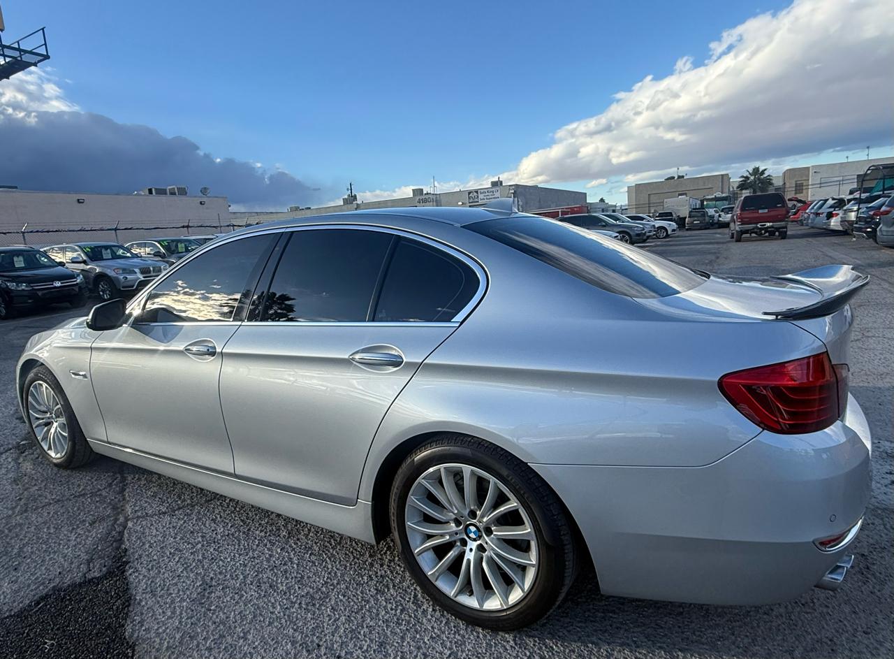 BMW 5 Series 4dr Sdn 528i RWD 2016