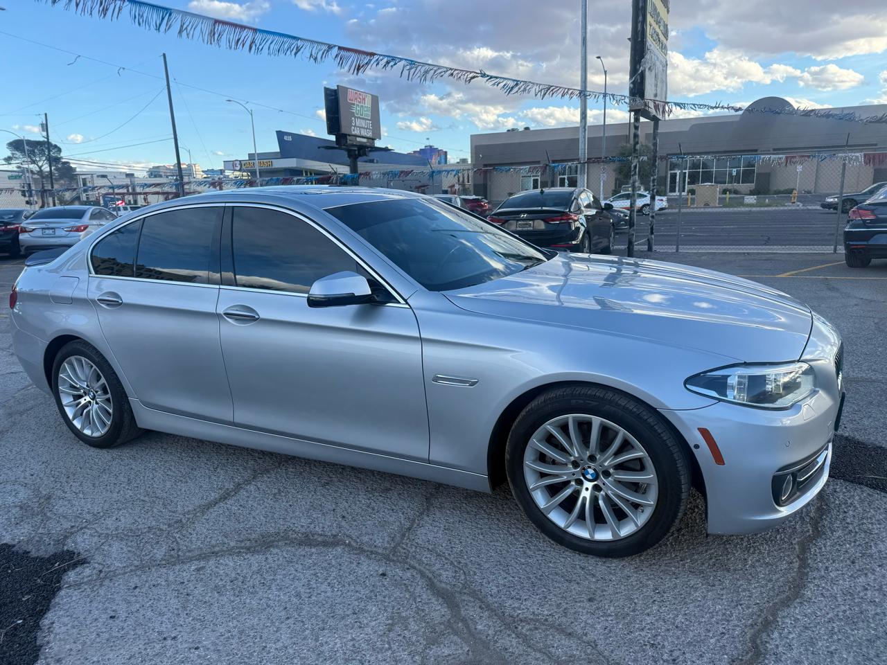 BMW 5 Series 4dr Sdn 528i RWD 2016