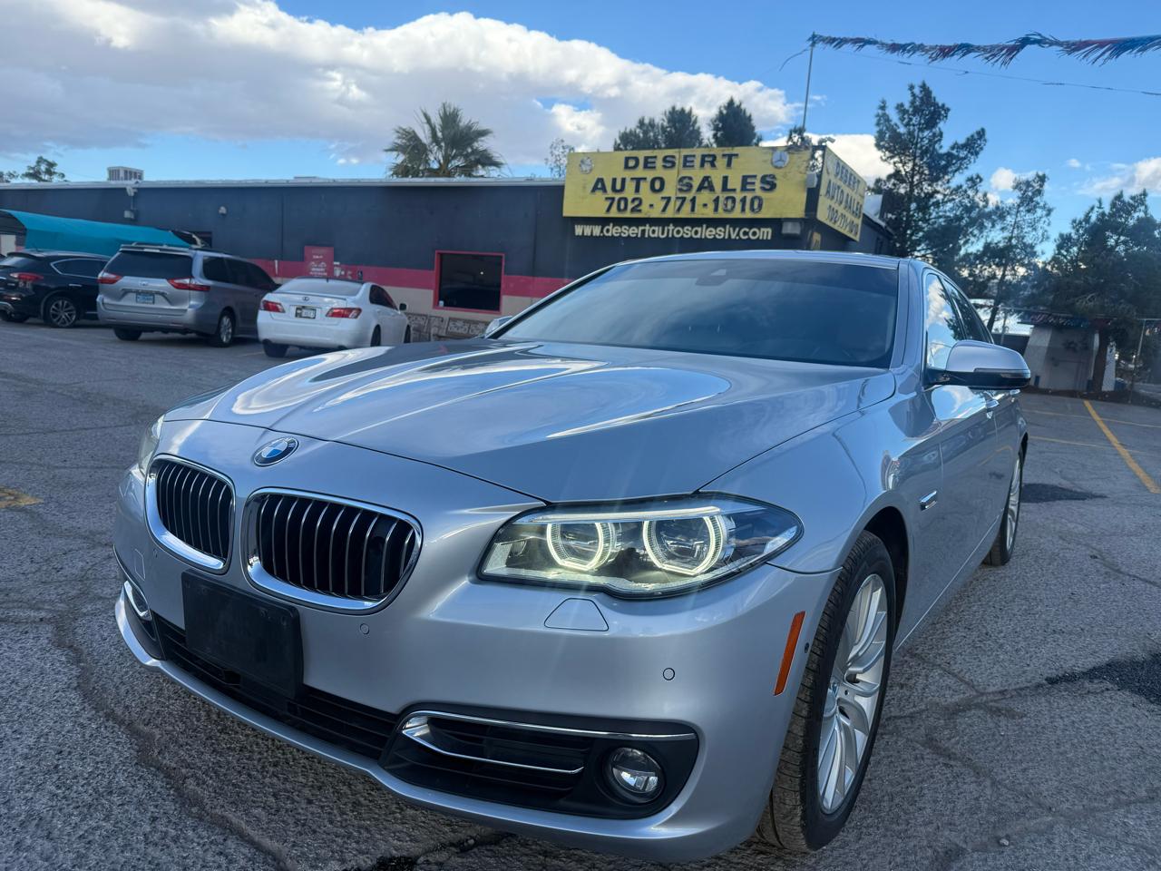 BMW 5 Series 4dr Sdn 528i RWD 2016